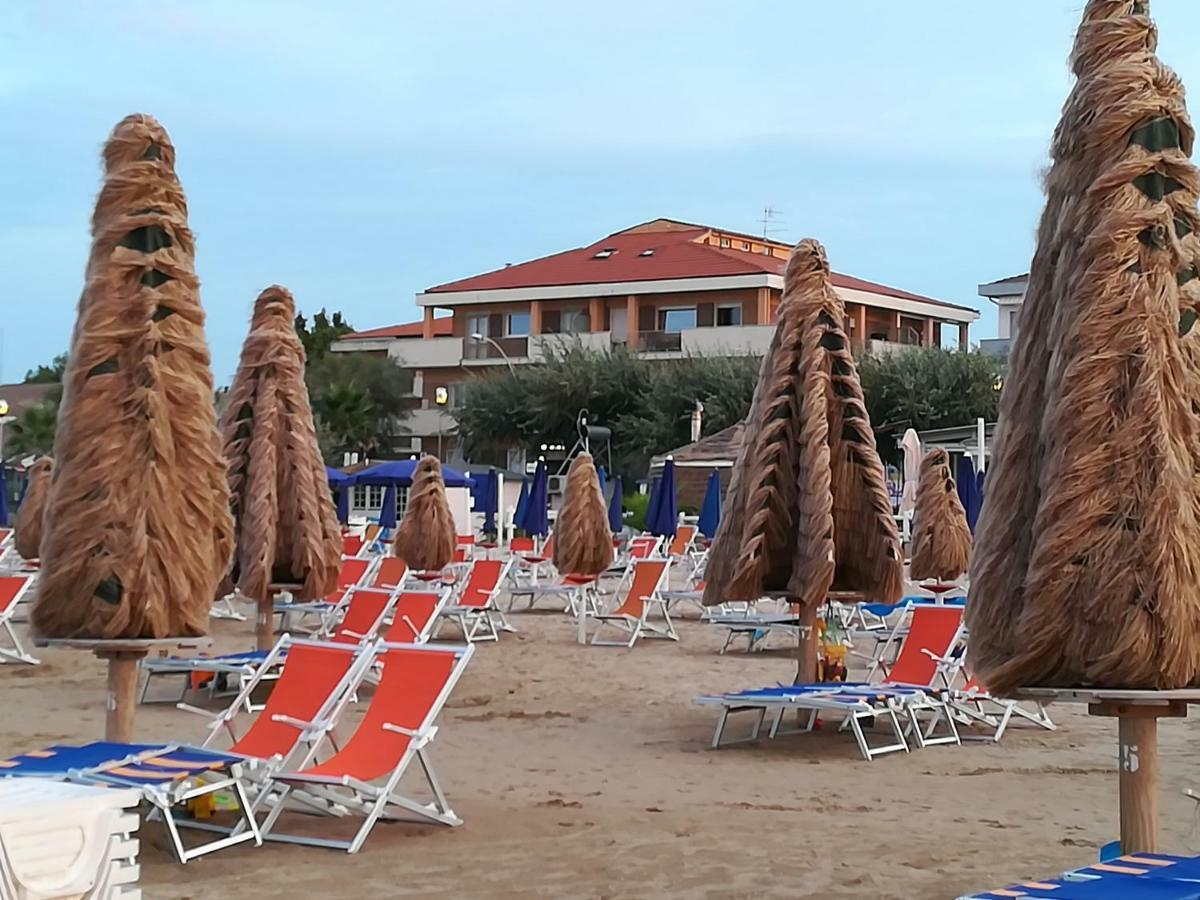 Appartamento Alba Rosa Francavilla Al Mare Ngoại thất bức ảnh